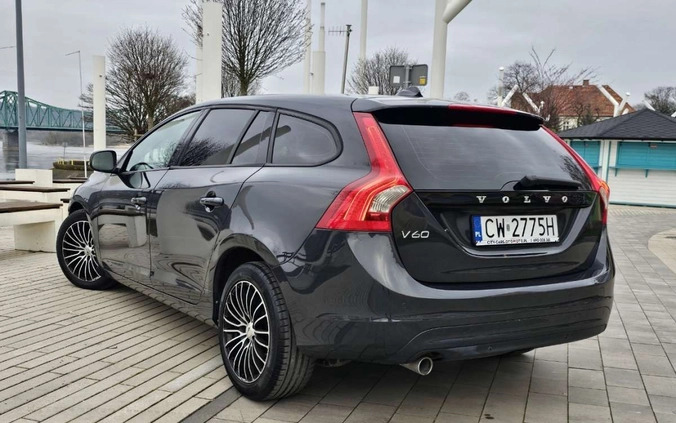 Volvo V60 cena 41900 przebieg: 192000, rok produkcji 2013 z Urzędów małe 562